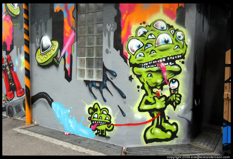 copenhagen-vesterbro-saxogade-graffiti-large.jpg